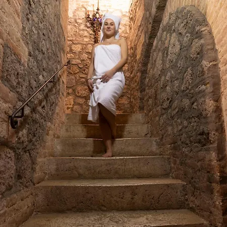 Hotell Castello Di Sovicille