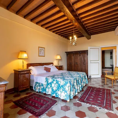 Castello Di Hotel